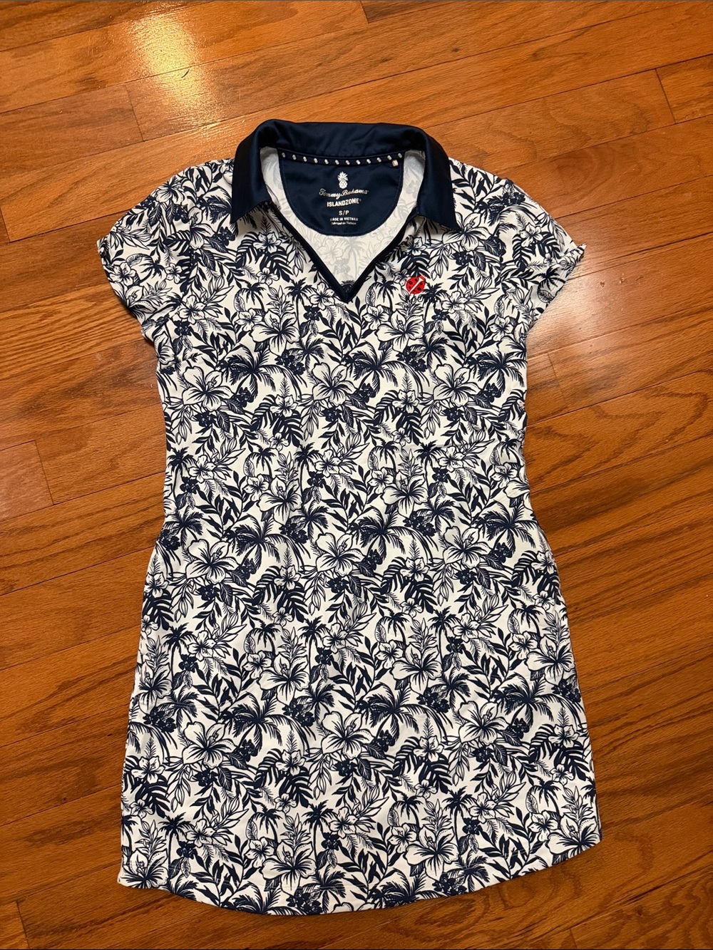 Tommy Bahama Navy Tank with White Pineapple Detailing luxlectic NWOT